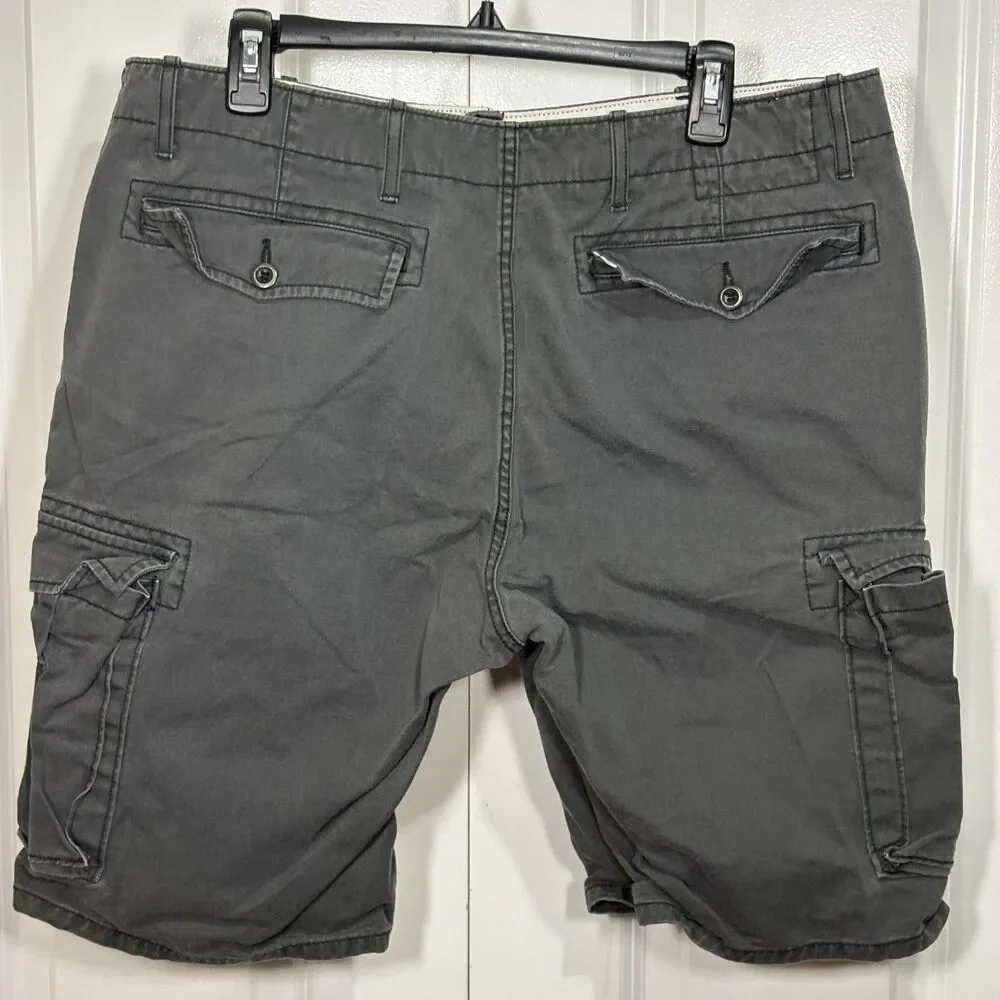 Levis Mens 36 Cargo Shorts Gray 10 Inseam Utility Pockets Outdoor Casual Summer